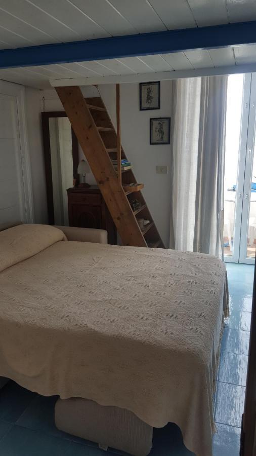 La Casa Sugli Archi Hotel Понца Екстериор снимка